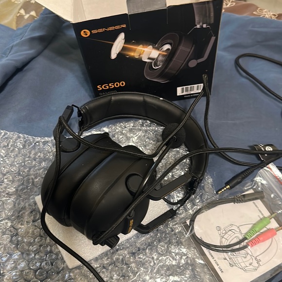 SENZER SG500 Surround Sound Pro Gaming Headset with Noise Cancelling Microphone - Picture 1 of 8